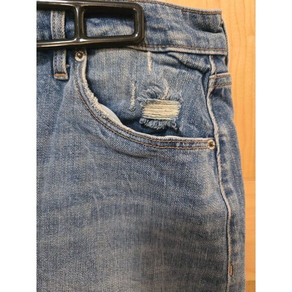 Old Navy Distressed Denim Mini Skirt With Frayed Hem Size 12 - Picture 6 of 7